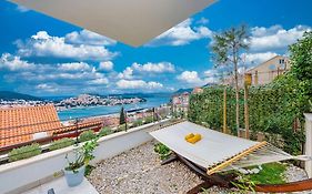 Walking Distance Old Town 120M2,Garden,View,Garage