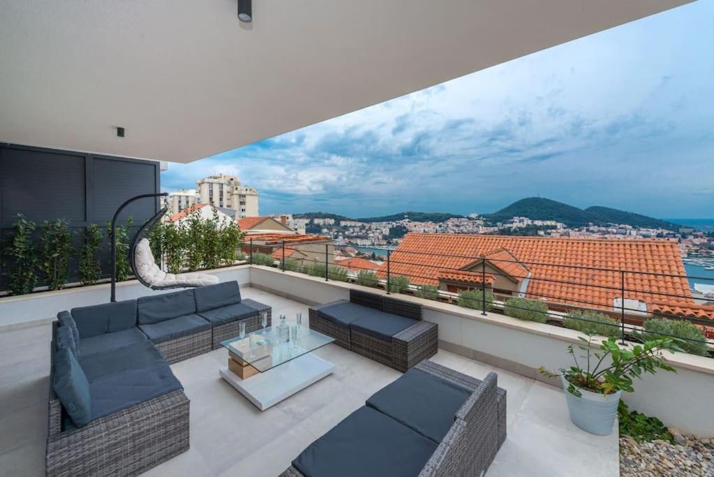 Apartamento Walking Distance Old Town 120M2,Garden,View,Garage Dubrovnik Exterior foto