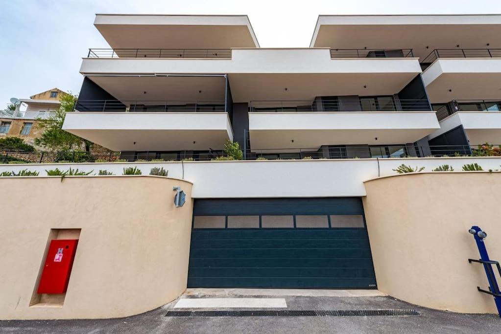 Apartamento Walking Distance Old Town 120M2,Garden,View,Garage Dubrovnik Exterior foto
